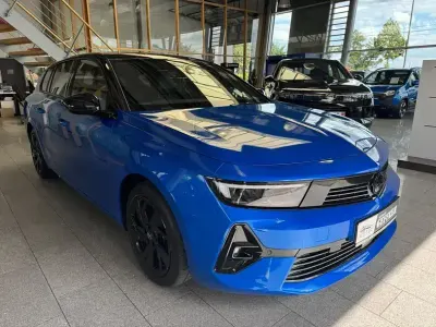 Gebraucht Opel Astra 131 PS (96 kW) 2025 Vertigo blau Kleinwagen