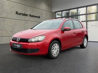 Gebraucht VW Golf VI Trendline 102 PS (75 kW) 2010 Rot Kleinwagen