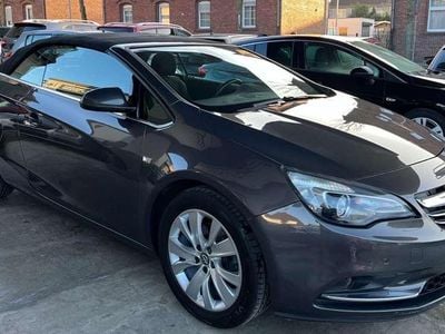 Gebraucht Opel Cascada Edition 120 PS (88 kW) 2013 Grau Cabrio