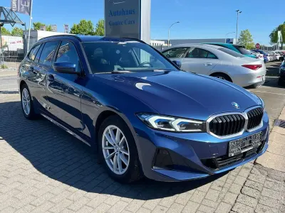 Usata BMW 318 Sport Line 150 CV (110 kW) 2023 Blu Station wagon