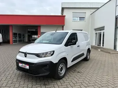 Neu Citroën Berlingo 131 PS (96 kW) 2026 Weiss Van / Kleinbus