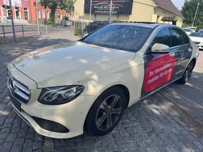 Gebraucht Mercedes E200 150 PS (110 kW) 2016 Gelb Limousine
