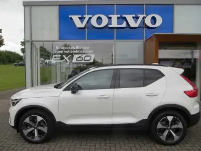 Gebraucht Volvo XC40 120 PS (88 kW) 2023 SUV