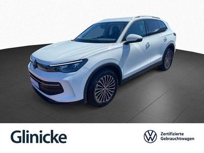Pure white Gebraucht 2024 VW Tiguan Life SUV | 34.833 € (Fairer Preis)