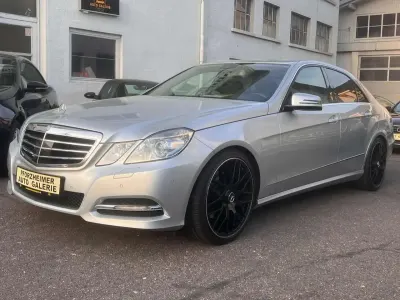 Usata Mercedes E350 292 CV (214 kW) 2011 Argento Berlina