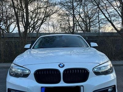 Gebraucht BMW 120 Sport Line 177 PS (130 kW) 2015 Weiß Kleinwagen