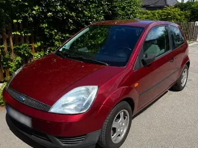Gebraucht Ford Fiesta 60 PS (44 kW) 2003 Rot Kleinwagen