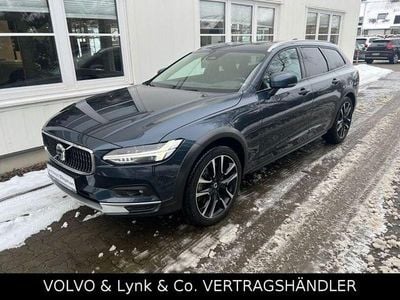 Blau Gebraucht 2024 Volvo V90 CC Ultimate Kombi | 53.890 € (Fairer Preis)