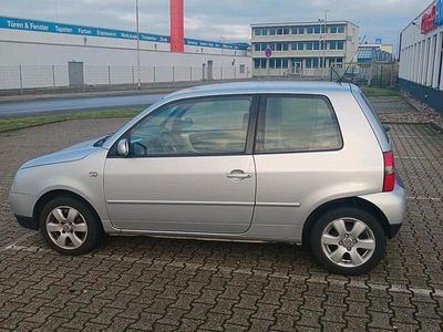 Silber Gebraucht 2002 VW Lupo Kleinwagen | 1.750 € (Fairer Preis)
