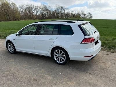 Gebraucht VW Golf VII R-line 150 PS (110 kW) 2018 Weiß Kombi