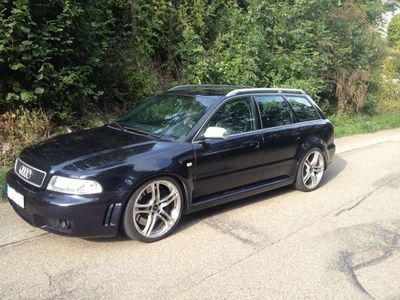 gebraucht Audi RS4 B5 Avant Kombi 145800 KM Einzelstück schwarz blau