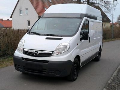 Gebraucht Opel Vivaro 115 PS (84 kW) 2013 Weiß Van / Kleinbus
