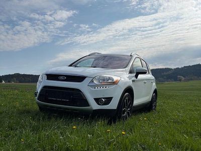 Usata Ford Kuga Trend 200 CV (147 kW) 2011 Bianco SUV