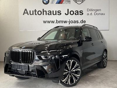 Neu BMW X7 Sport Line 352 PS (258 kW) 2025 Schwarz SUV