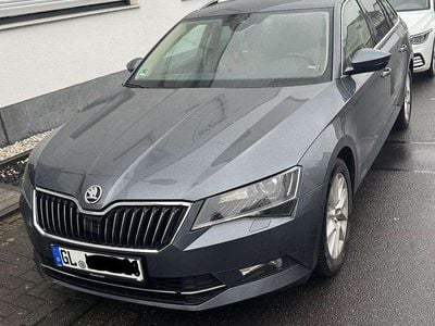 Gebraucht Skoda Superb Premium Edition 190 PS (139 kW) 2018 Grau Kombi