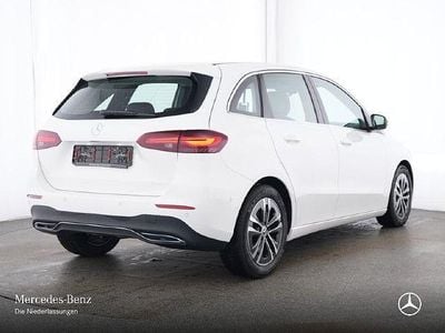 Mercedes B200