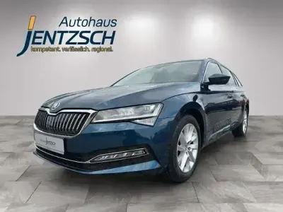Gebraucht Skoda Superb Style 200 PS (147 kW) 2022 Blau Kombi