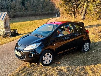Gebraucht Ford Ka Titanium 69 PS (50 kW) 2015 Schwarz Kleinwagen