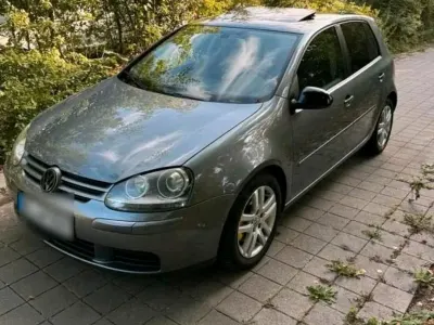 Brugt VW Golf V 140 HK (102 kW) 2005 Grå Hatchback