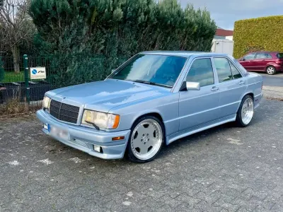 Occasion Mercedes 190 AMG 136 ch (100 kW) 1993 Bleue Berline