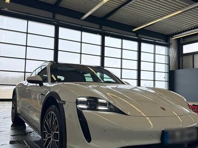Gebraucht Porsche Taycan Cross Turismo 319 kW (435 PS) 2024 Weiß Kombi