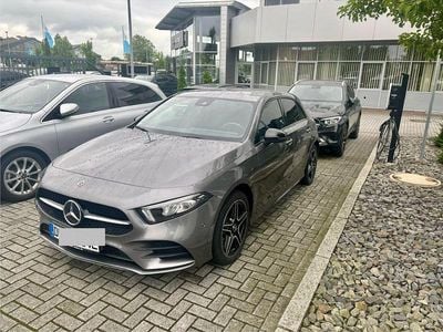 Gebraucht Mercedes A250 160 PS (117 kW) 2020 Grau Limousine