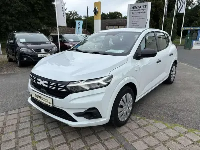 Gebraucht Dacia Sandero Essentiel 91 PS (66 kW) 2025 Gletscherweiss Limousine