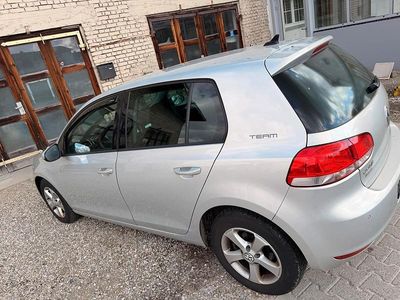 Usata VW Golf VI 105 CV (77 kW) 2011 Grigio Utilitaria