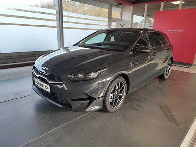 Neu Kia Ceed Style 140 PS (102 kW) 2025 Pentametal Kleinwagen
