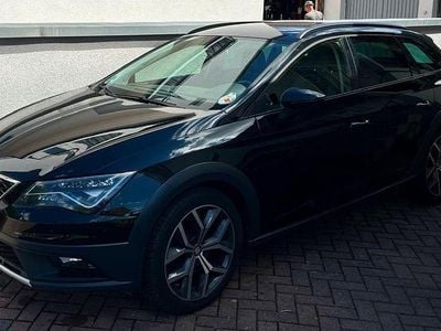 Second-hand Seat Leon X-Perience 179 CP (131 kW) 2017 Negru Break