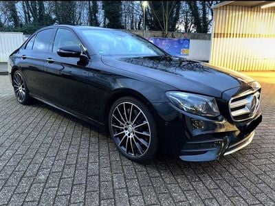 Gebraucht Mercedes E400 AMG line 333 PS (244 kW) 2017 Schwarz Limousine