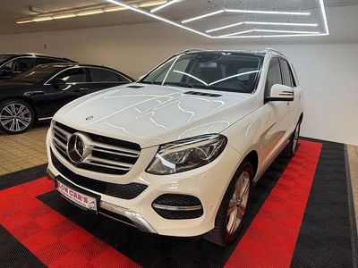 Weiß Gebraucht 2016 Mercedes GLE350 SUV | 34.990 € (Teuer)