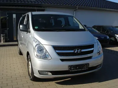 Gebraucht Hyundai H-1 170 PS (125 kW) 2010 Silber Van / Kleinbus