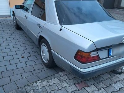 gebraucht Mercedes E230 mit H Zulassung