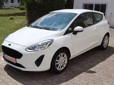 Gebraucht Ford Fiesta Cool & Sound Edition 71 PS (52 kW) 2019 Weiß Kleinwagen