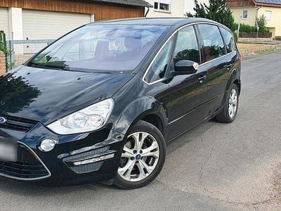 Gebraucht Ford S-MAX S 140 PS (102 kW) 2014 Schwarz Van / Kleinbus