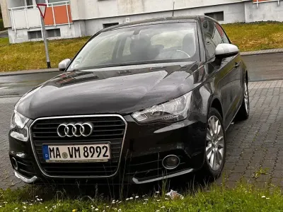 Gebraucht Audi A1 86 PS (63 kW) 2011 Schwarz Kleinwagen