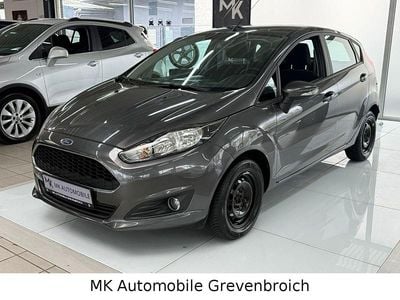 Usata Ford Fiesta Celebration 101 CV (74 kW) 2017 Grigio Utilitaria
