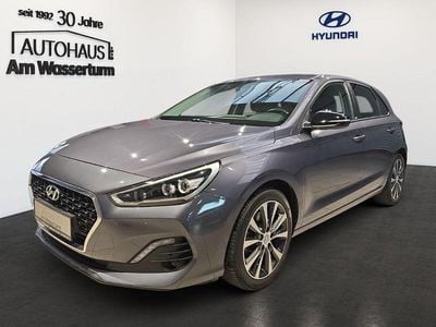 Gebraucht Hyundai i30 YES! 140 PS (102 kW) 2019 Micron grey / met Limousine