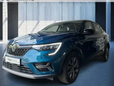 Używany Renault Arkana Evolution 140 KM (102 kW) 2025 Niebieski SUV