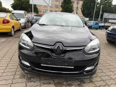 Gebraucht Renault Mégane GrandTour Bose Edition 132 PS (97 kW) 2014 Schwarz Kombi