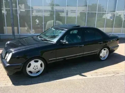Gebraucht Mercedes E60 AMG AMG 518 PS (380 kW) 1997 Schwarz Limousine