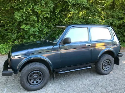 Gebraucht Lada niva 83 PS (61 kW) 2012 Grün SUV