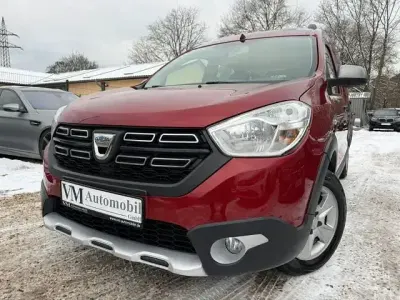 Second-hand Dacia Dokker Stepway 131 CP (96 kW) 2021 Roșu Monovolum