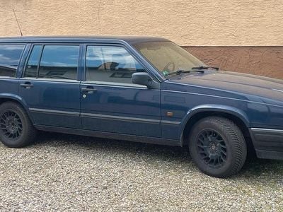 Second-hand Volvo 940 131 CP (96 kW) 1992 Albastru Break