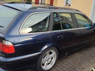 BMW 525