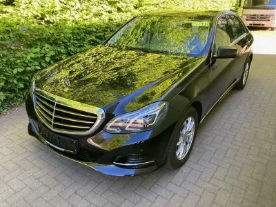 Second-hand Mercedes E250 Elegance 211 CP (155 kW) 2013 Negru Berlinǎ