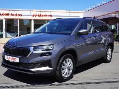 Gebraucht Skoda Karoq 150 PS (110 kW) 2024 Graphitgraumet. SUV