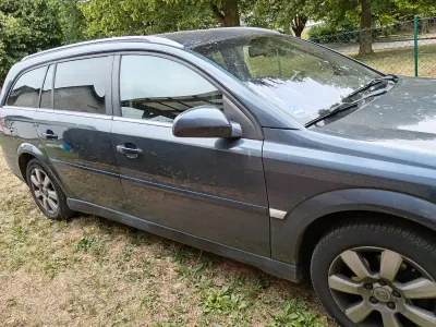 Gebraucht Opel Vectra 155 PS (114 kW) 2008 Grau Kombi