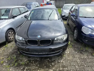 Gebraucht BMW 116 116 PS (85 kW) 2010 Schwarz Kleinwagen